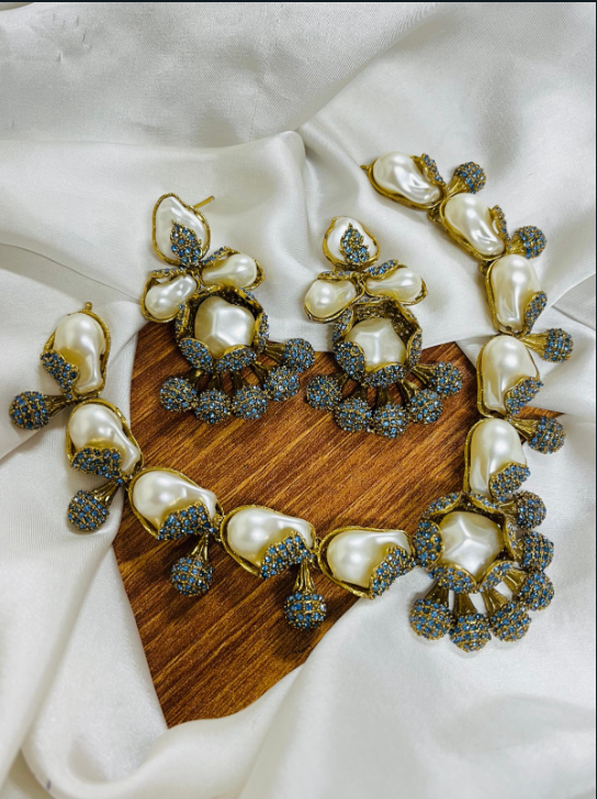 Royal Turkish Baroque Pearl Jewelry Set – Vintage Ottoman Inspired Necklace & Earrings with Pink Zirconia Accents