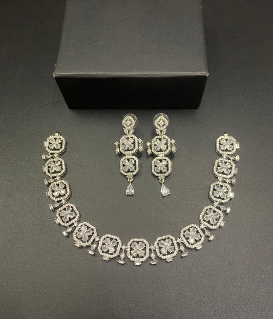 Designer Clover| Emerald Green Zircon|Clover Jewelry Set| – Statement Necklace & Drop Earrings