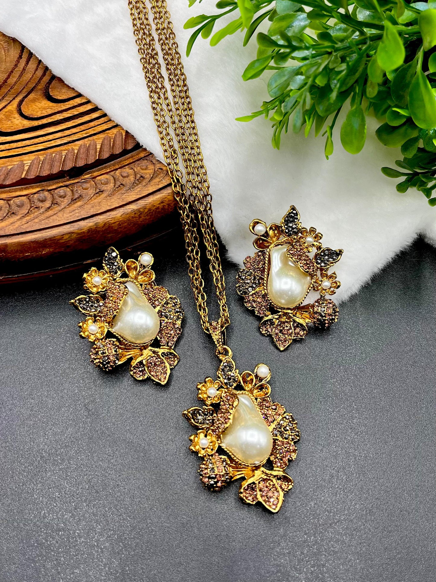 Designer Turkish Locket| Double Chain| Antique Polish|