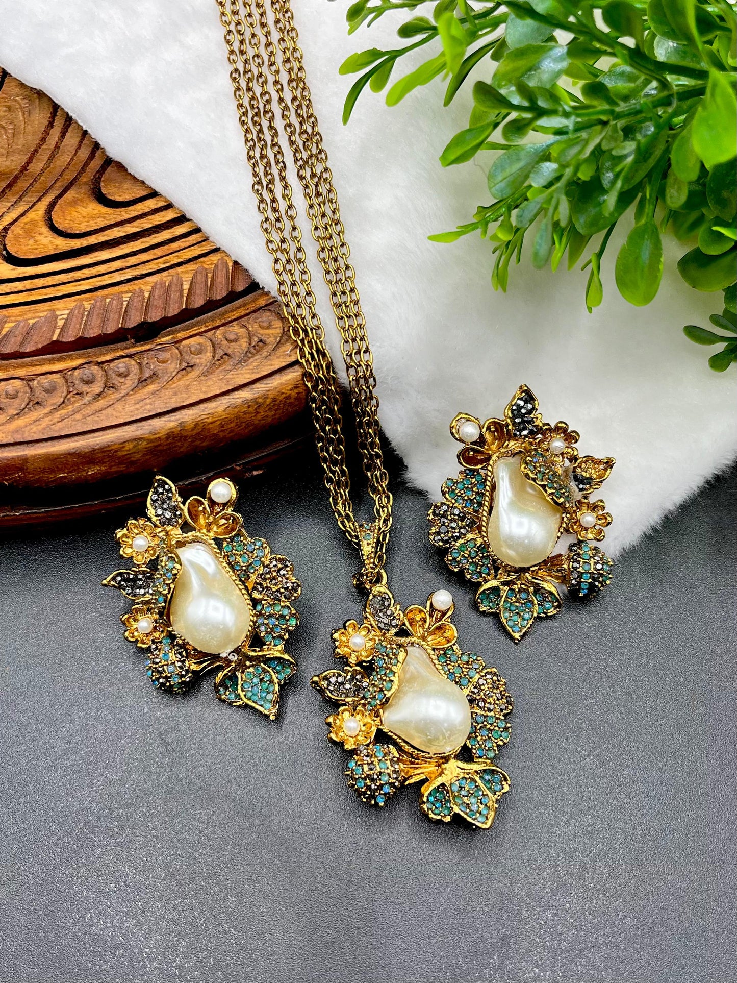 Designer Turkish Locket| Double Chain| Antique Polish|
