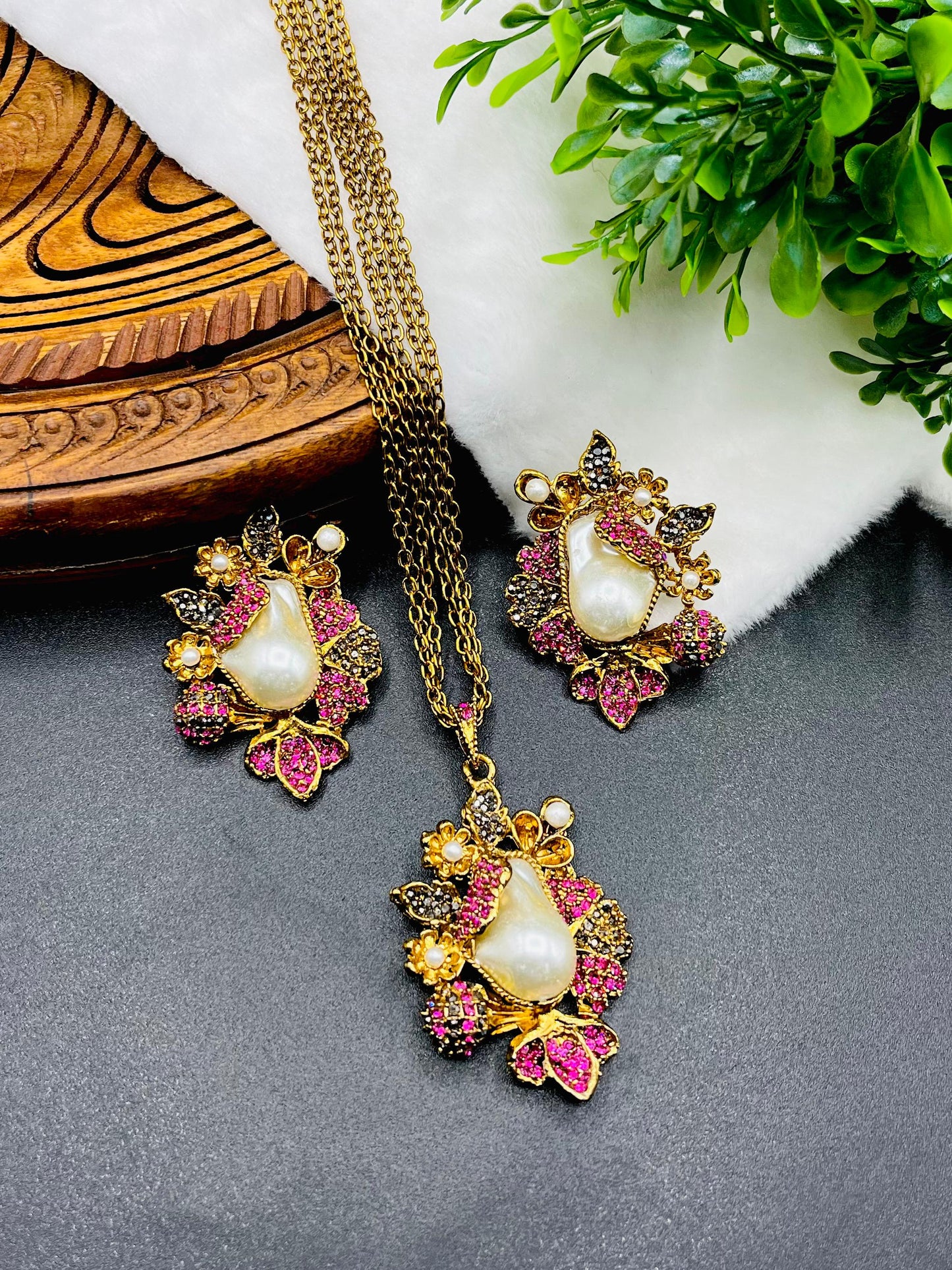 Designer Turkish Locket| Double Chain| Antique Polish|
