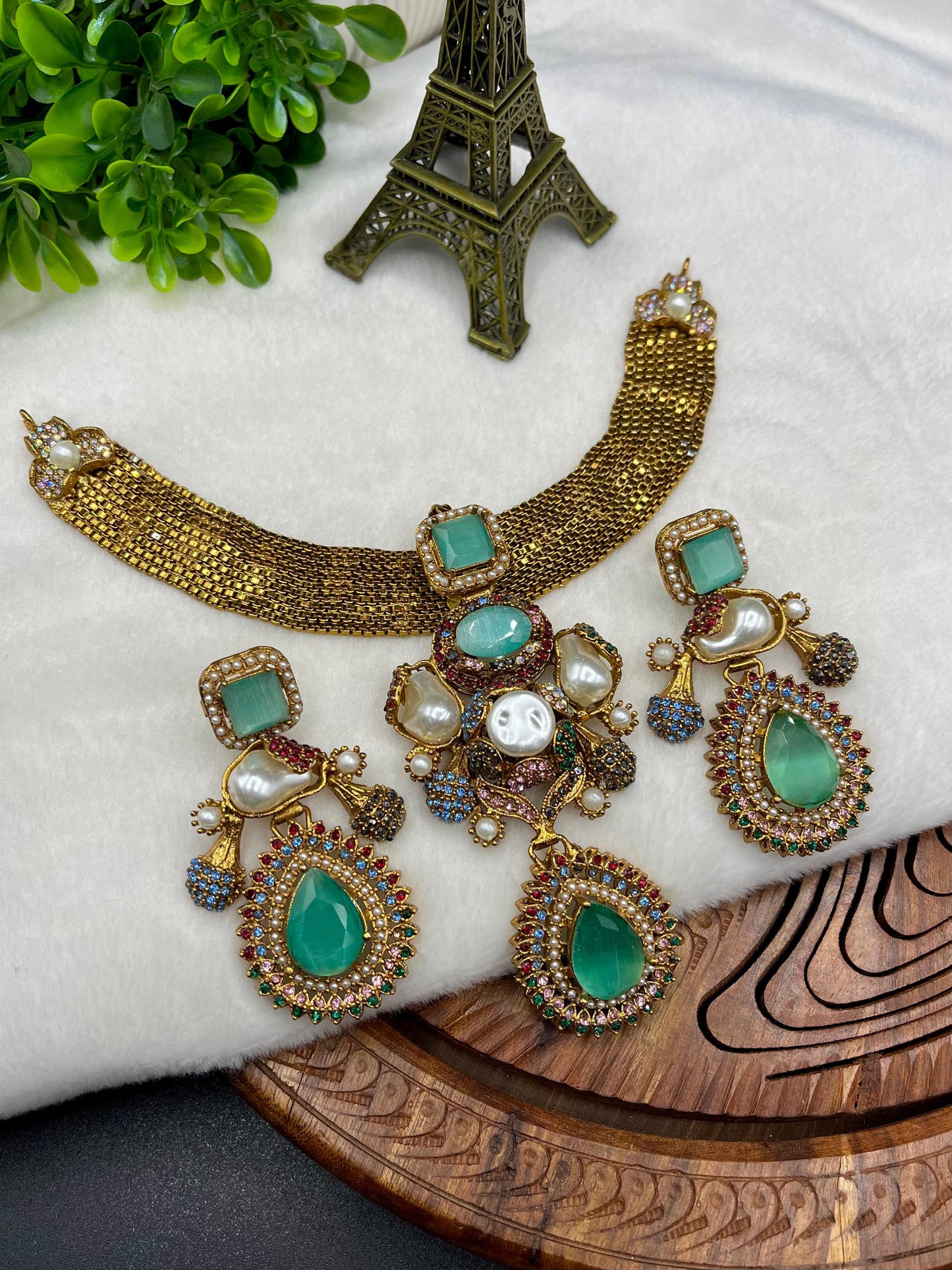 Designer Turkish| Gold-Plated Jewelry Set| Emerald Green Crystals & Pearls – Available in 5 Colors