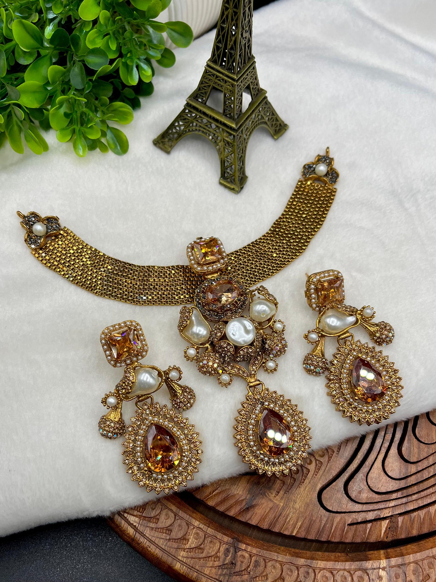Designer Turkish| Gold-Plated Jewelry Set| Emerald Green Crystals & Pearls – Available in 5 Colors