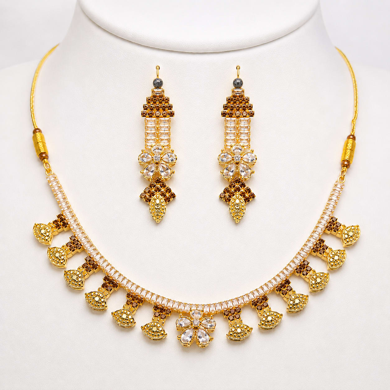 Golden Blossom Zircon Necklace Set  | Color Customisable | 5 Colors |